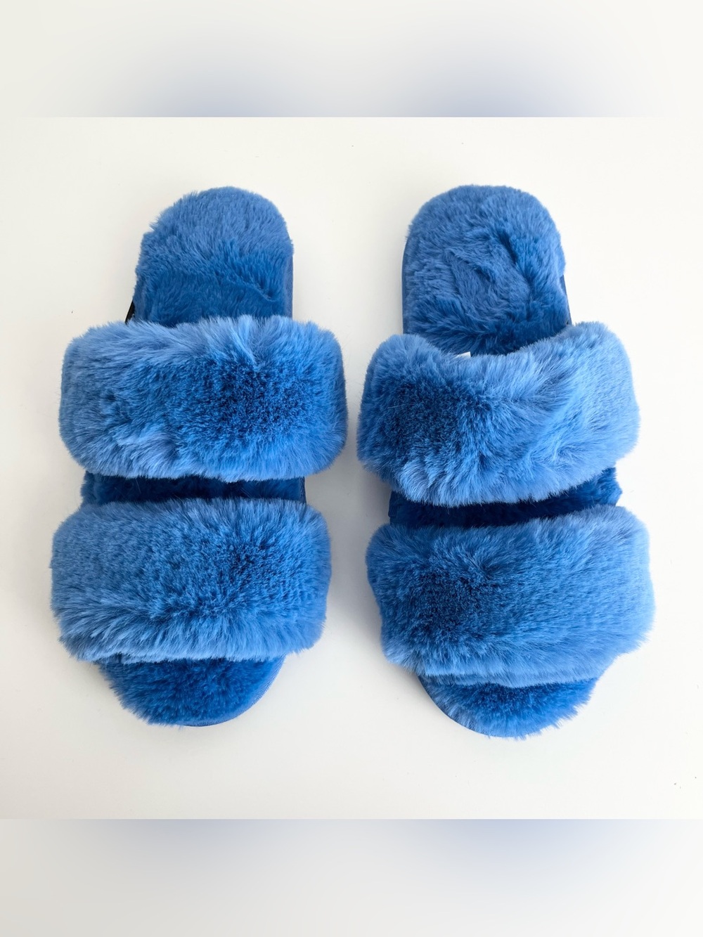 Muk Luks Women's Blue Faux Fur Slip On Slippers Size 8 Soft Plush Cookie Monster